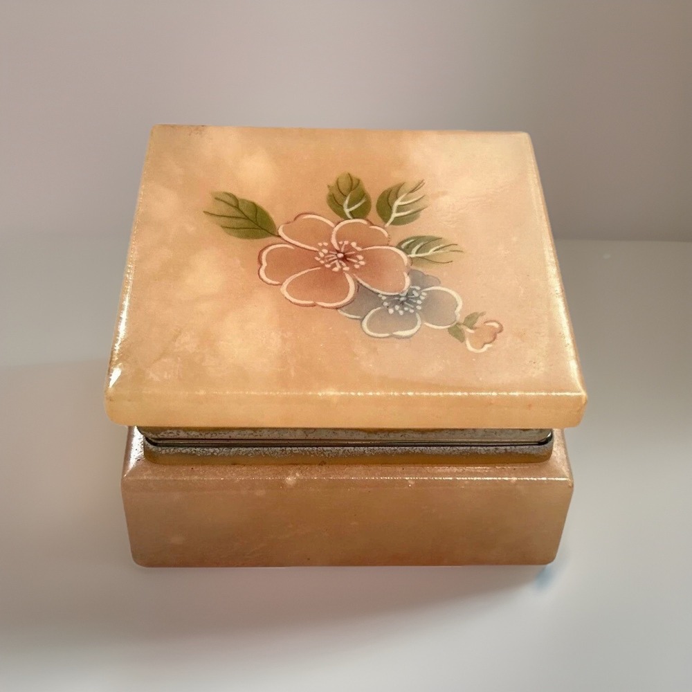 Vintage Italian Hand Carved Alabaster Trinket Jewelry Box Peach Floral Hinged